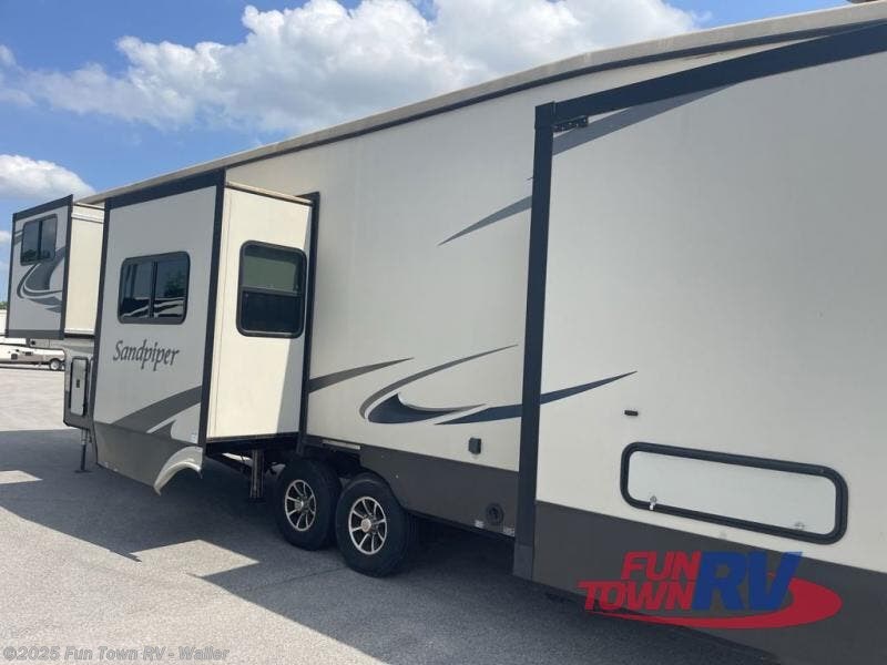 Used 2021 Forest River Sandpiper 38FKOK available in Waller, Texas