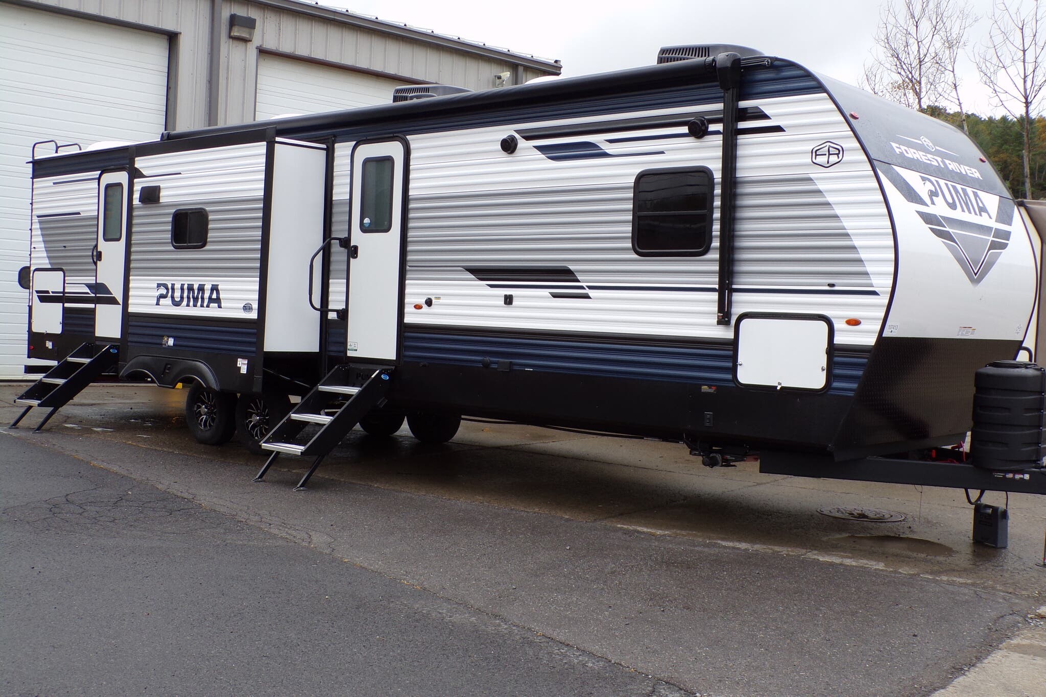 Email now about this 2026 Palomino Puma 32BH2B! New 2026 Palomino Puma 32BH2B available in Brockway, Pennsylvania