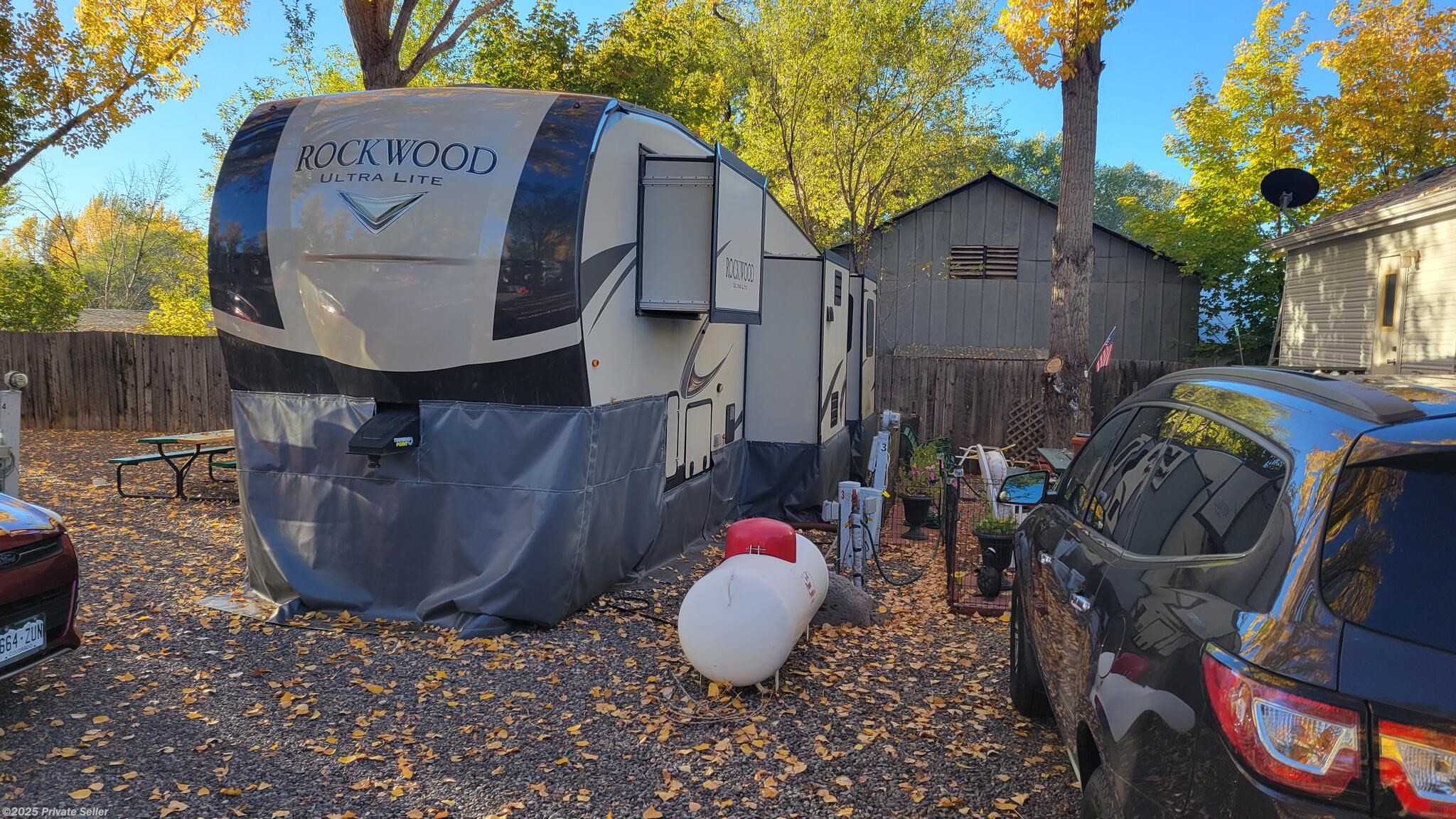 Call now about this 2019 Forest River Rockwood 2898KS! 2019 Forest River Rockwood 2898KS - Used Fifth Wheel For Sale by For Sale By Owner in Cedaredge, Colorado