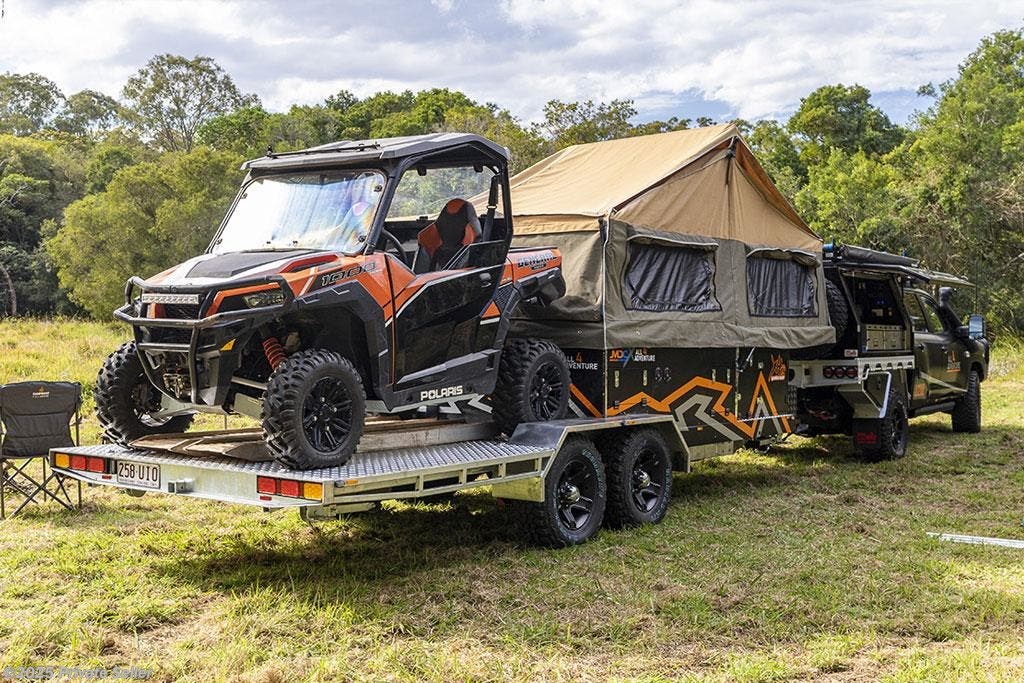 Call now about this 2020 MDC USA XH7.4 Xpedition Hauler ! 2020 MDC USA XH7.4 Xpedition Hauler - Used Toy Hauler For Sale by For Sale By Owner in Clinton, Utah features Water Heater, Outside Kitchen, LED Lights, Dinette, Stereo System