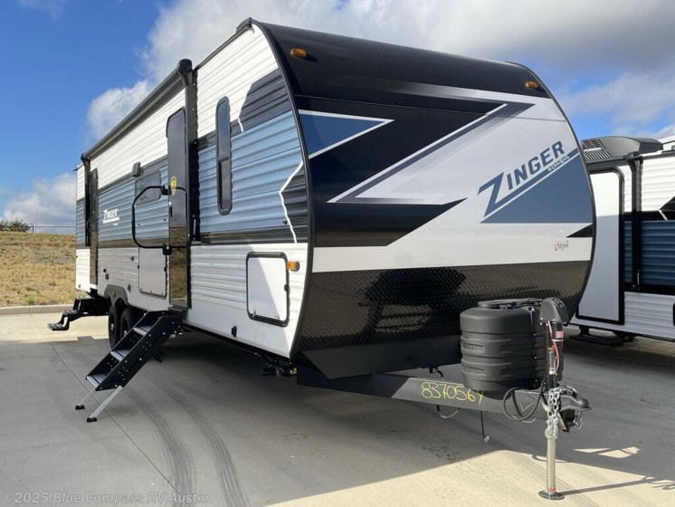 Email now about this 2025 CrossRoads Zinger ZR320FB! New 2025 CrossRoads Zinger ZR320FB available in Buda, Texas