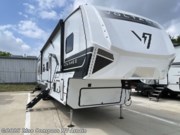 New 2025 Dutchmen Voltage V-Series 3800 available in Buda, Texas