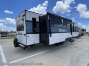 Contact us now about this 2025 CrossRoads Zinger 340RE! 2025 Zinger 340RE by CrossRoads from Blue Compass RV Austin in Buda, Texas