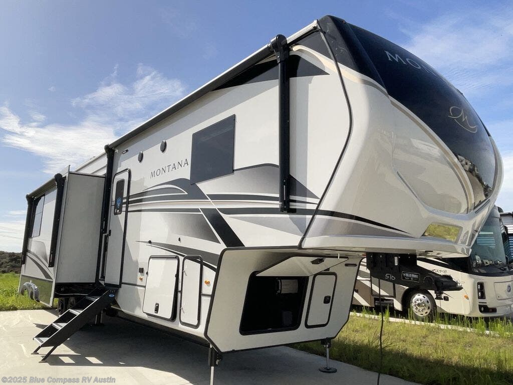 Email now about this 2025 Keystone Montana 3915TB! New 2025 Keystone Montana 3915TB available in Buda, Texas