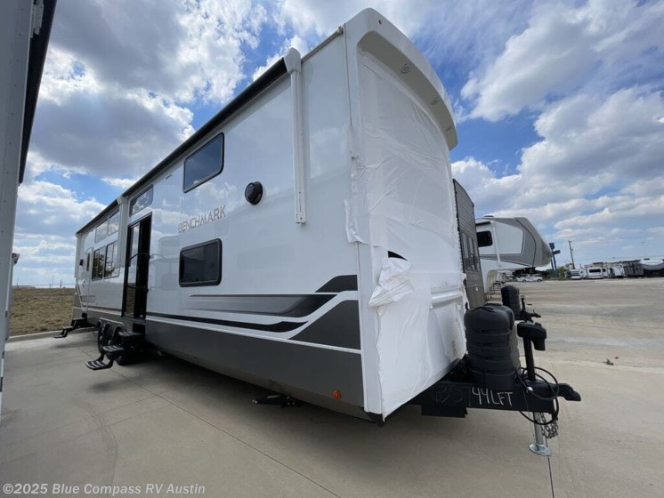 Email now about this 2026 Alliance RV Benchmark 44LFT! New 2026 Alliance RV Benchmark 44LFT available in Buda, Texas