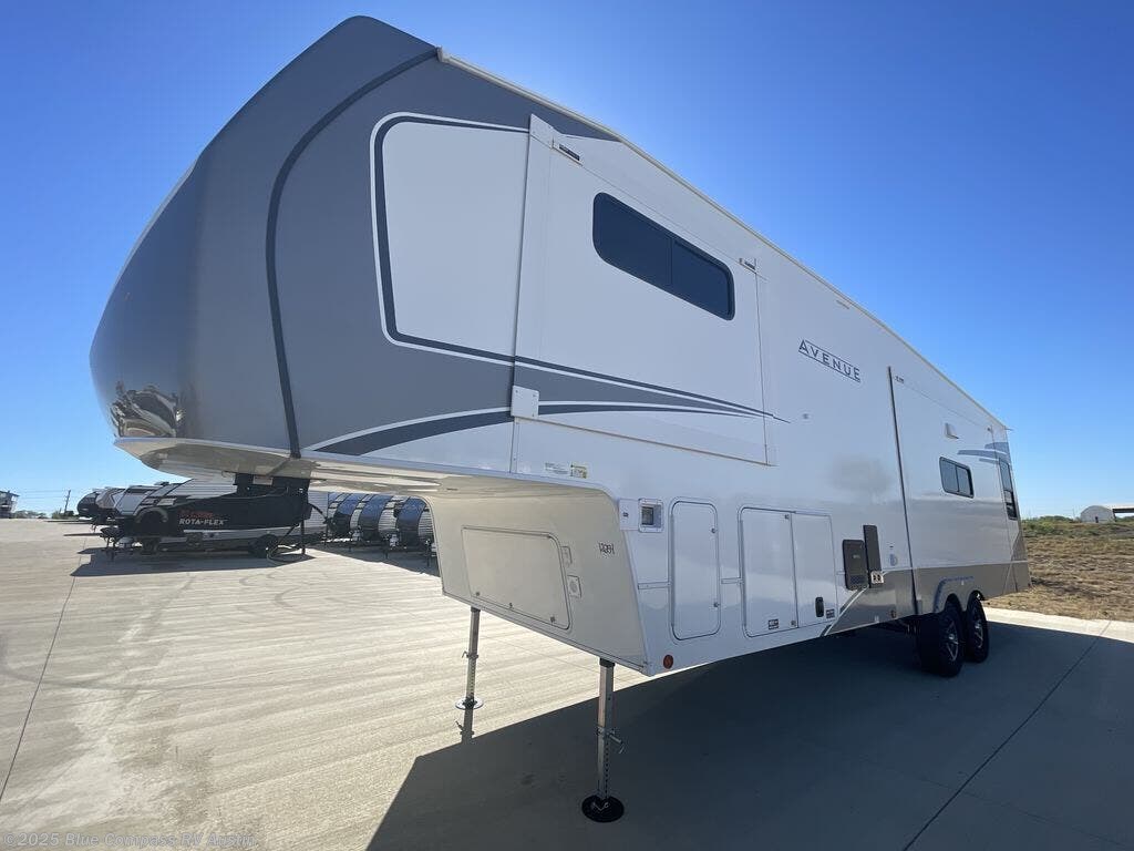 New 2026 Alliance RV Avenue 32RLS available in Buda, Texas
