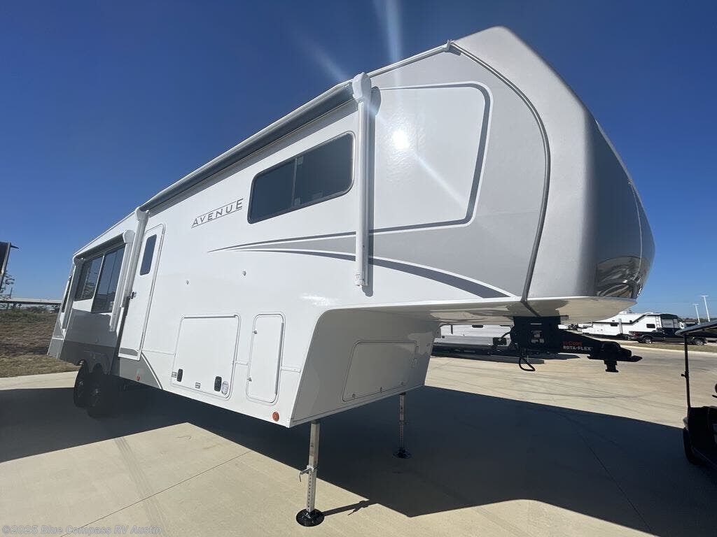 Contact us now about this 2026 Alliance RV Avenue 32RLS! 2026 Avenue 32RLS by Alliance RV from Blue Compass RV Austin in Buda, Texas