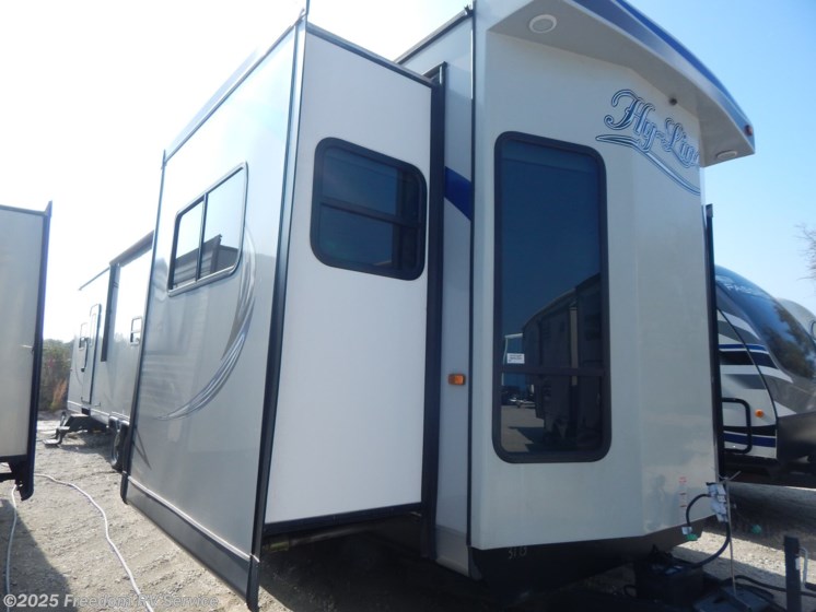 Email now about this 2021 Premier HY-44! Used 2021 Premier HY-44 available in Aransas Pass, Texas