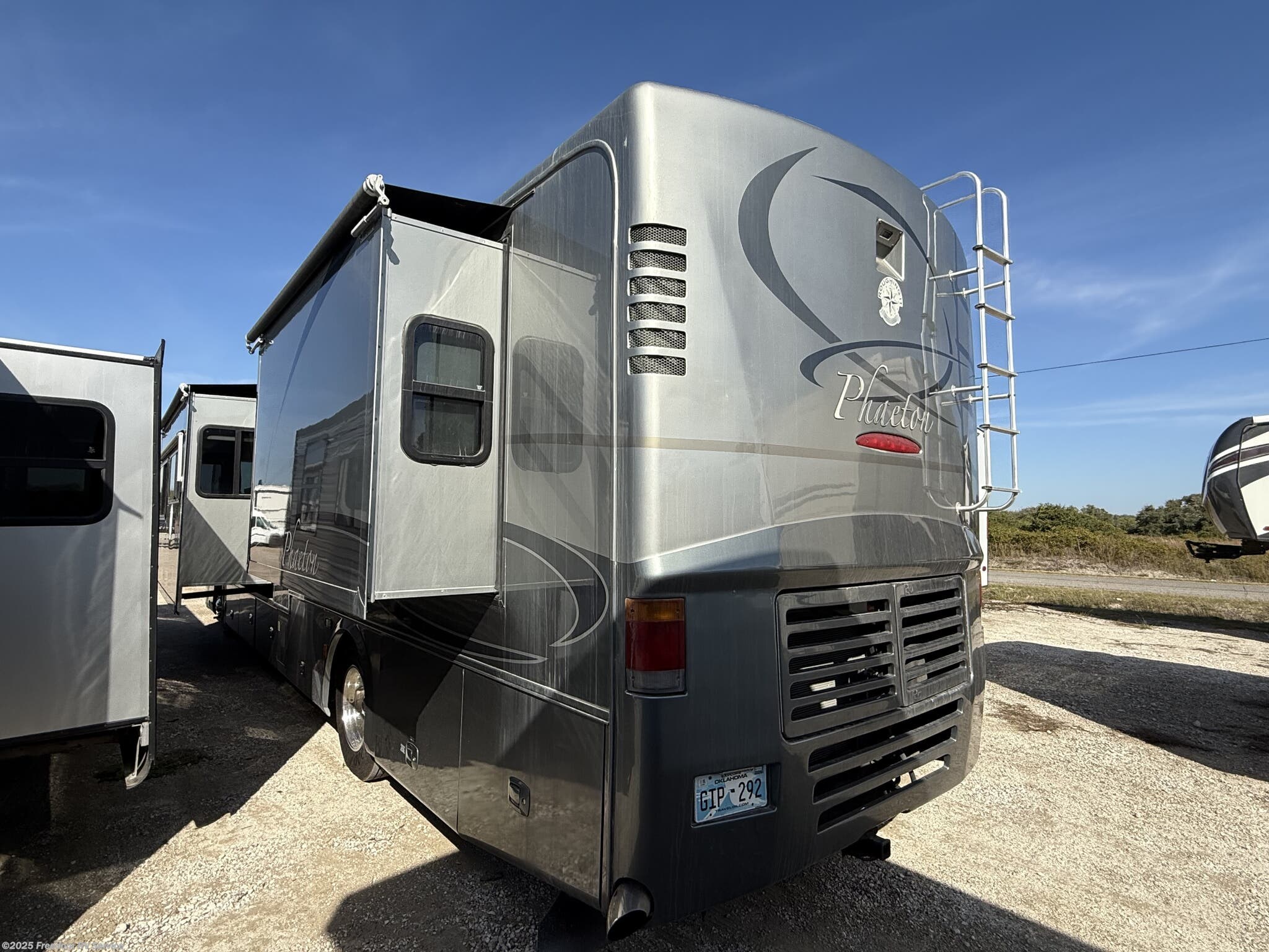 Used 2006 Tiffin Phaeton 40QDH available in Aransas Pass, Texas