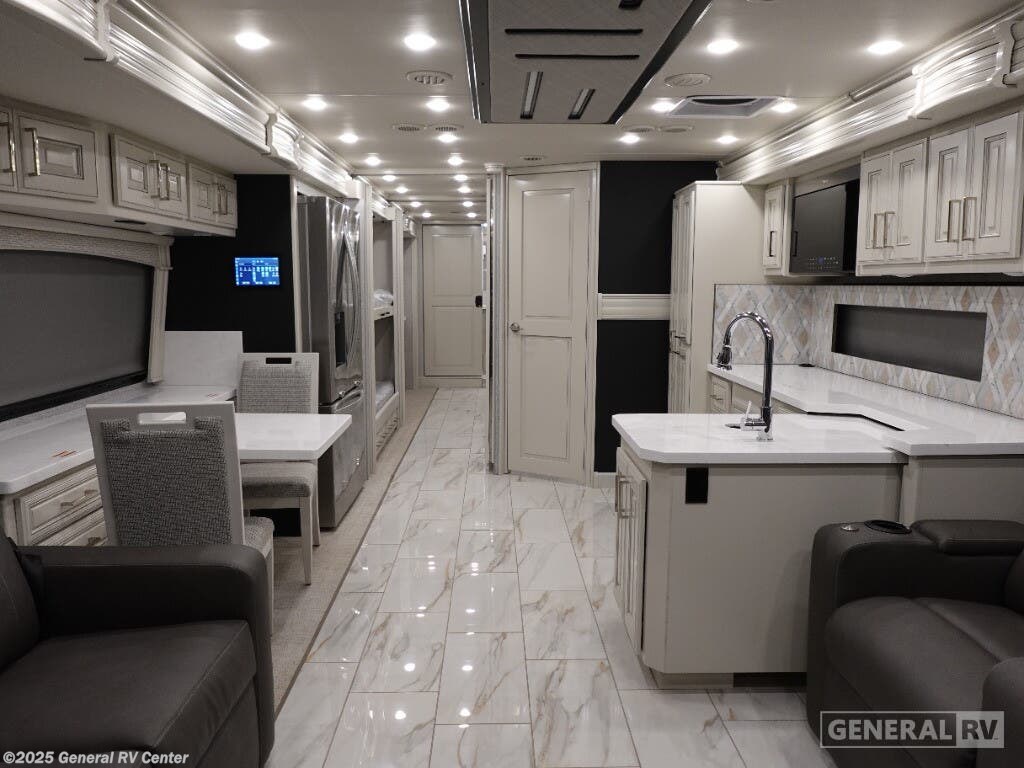 Call now about this 2025 Fleetwood Palisade 45FS! 2025 Fleetwood Palisade 45FS - New Class A For Sale by General RV Center in Mesa, Arizona