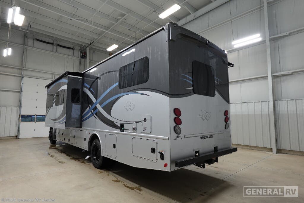 New 2026 Nexus Wraith 35F available in Mesa, Arizona