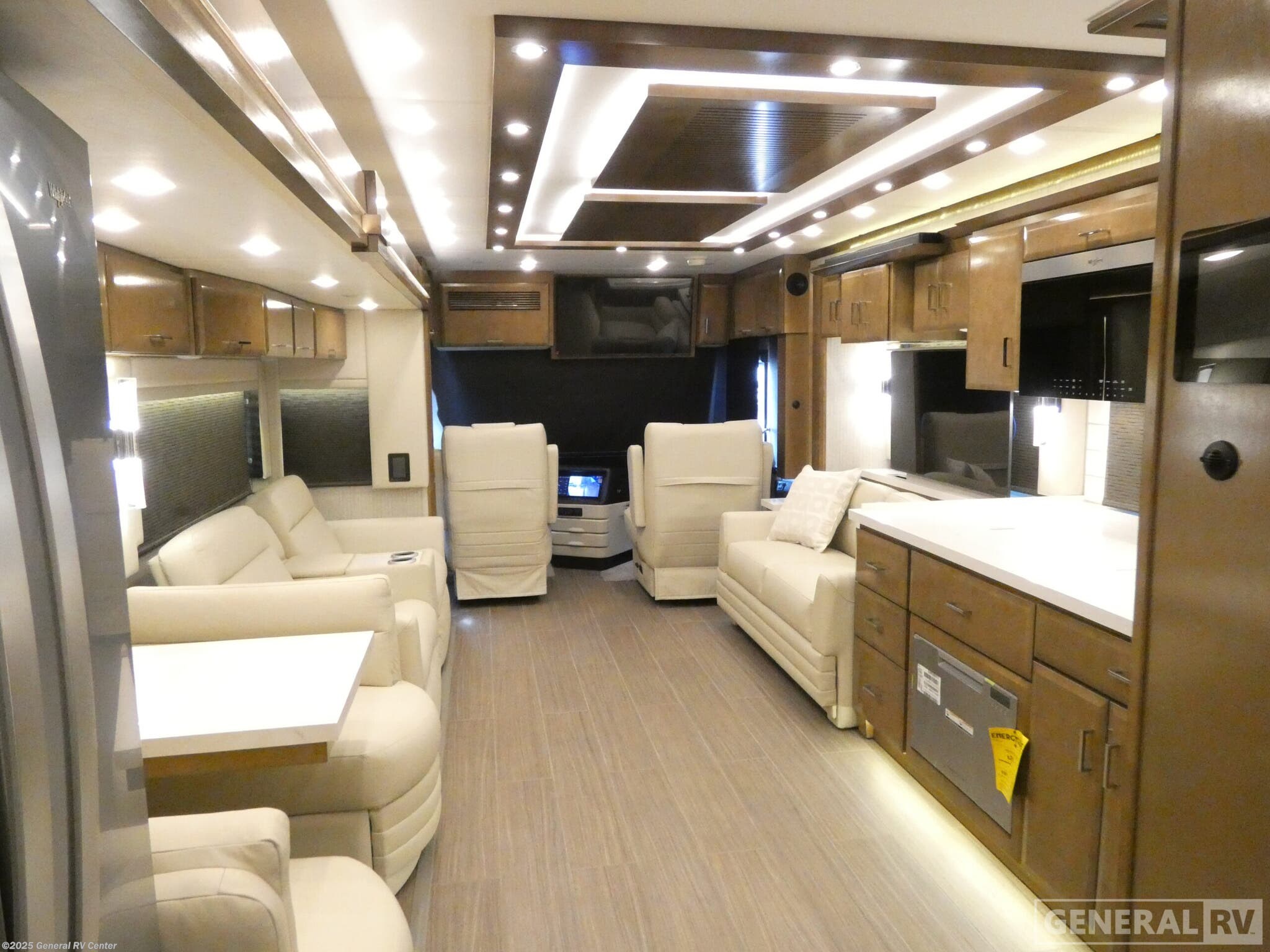 New 2026 Newmar Mountain Aire 4118 available in Mesa, Arizona