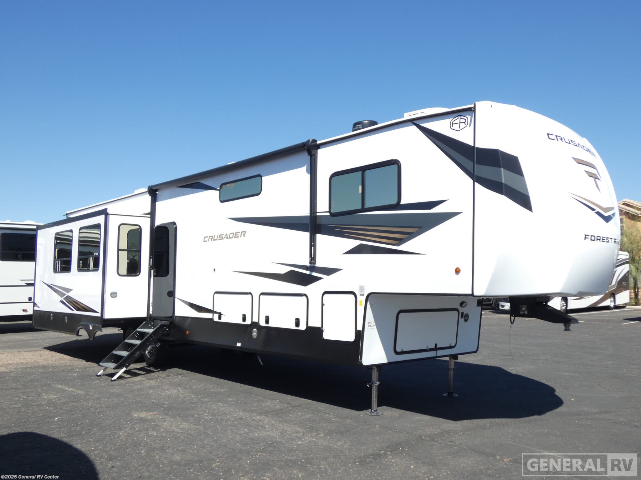 Email now about this 2026 Prime Time Crusader BONUS38! New 2026 Prime Time Crusader BONUS38 available in Mesa, Arizona