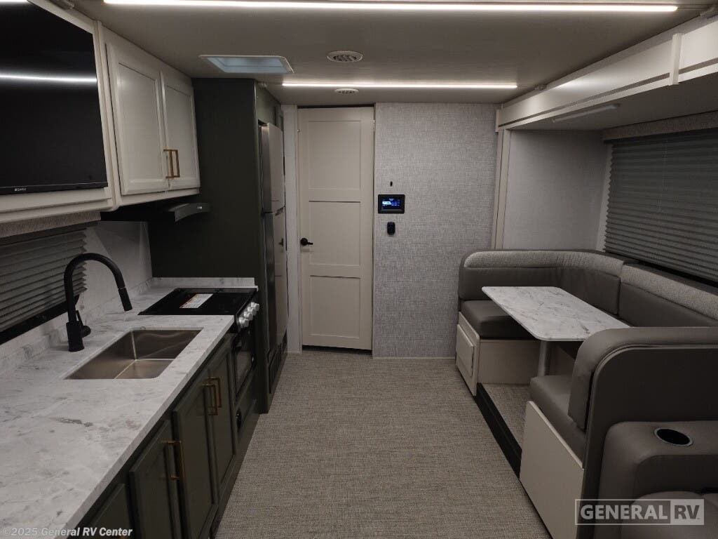 Call now about this 2026 Holiday Rambler Incline 29H! 2026 Holiday Rambler Incline 29H - New Class C For Sale by General RV Center in Longmont, Colorado