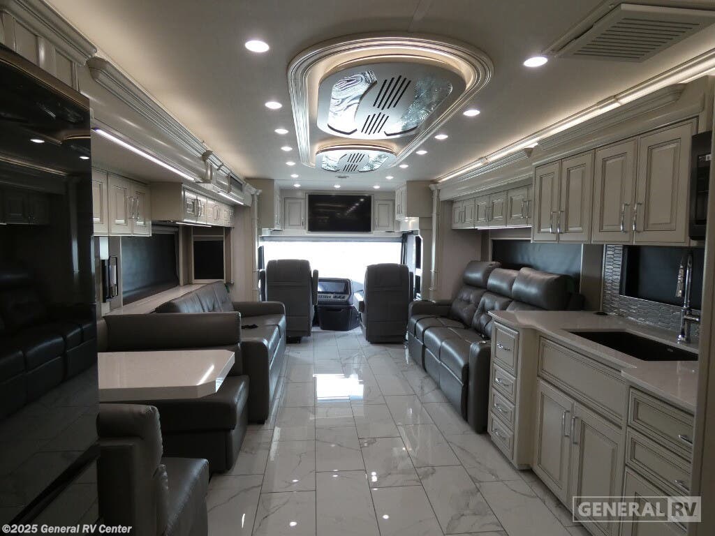 New 2026 American Coach AMER DREAM 45A available in Longmont, Colorado