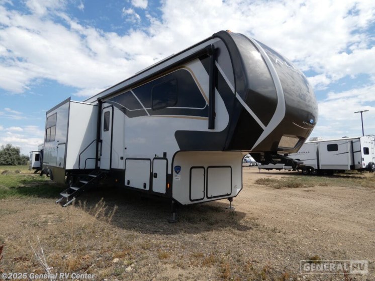 Email now about this 2025 Keystone Avalanche 380LT! New 2025 Keystone Avalanche 380LT available in Longmont, Colorado