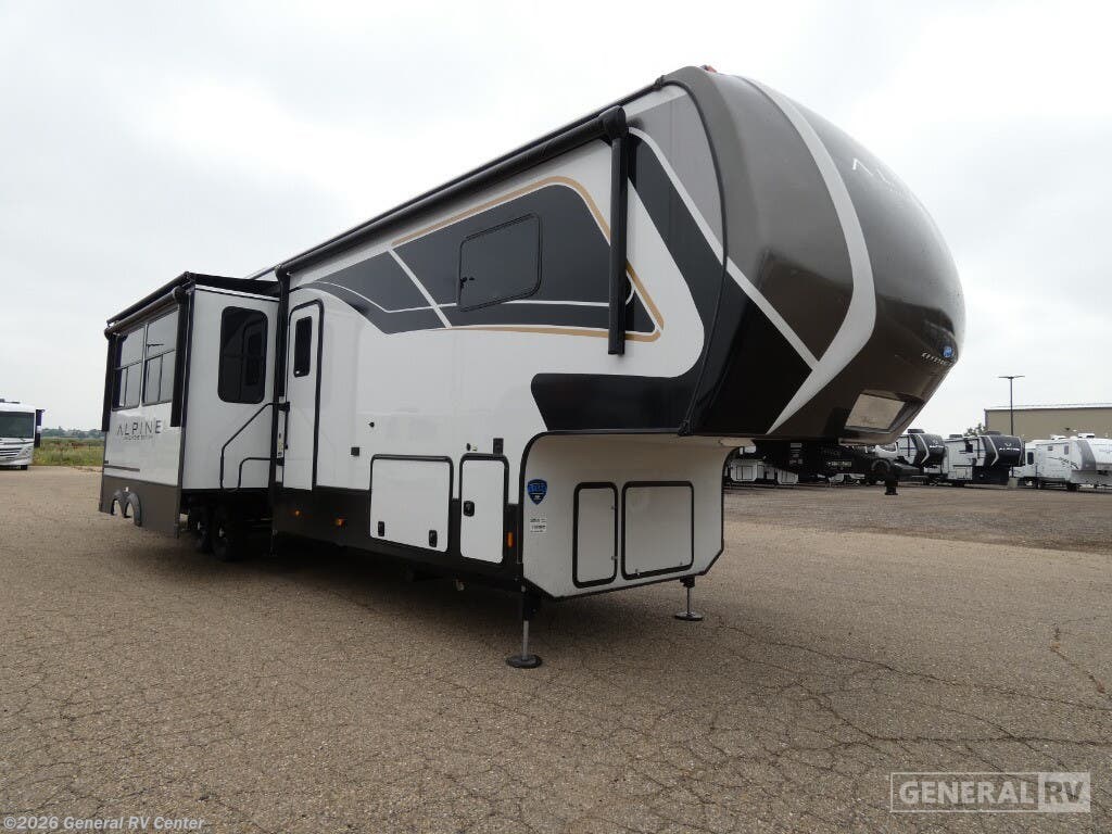 Email now about this 2025 Keystone Avalanche 390DS! New 2025 Keystone Avalanche 390DS available in Longmont, Colorado