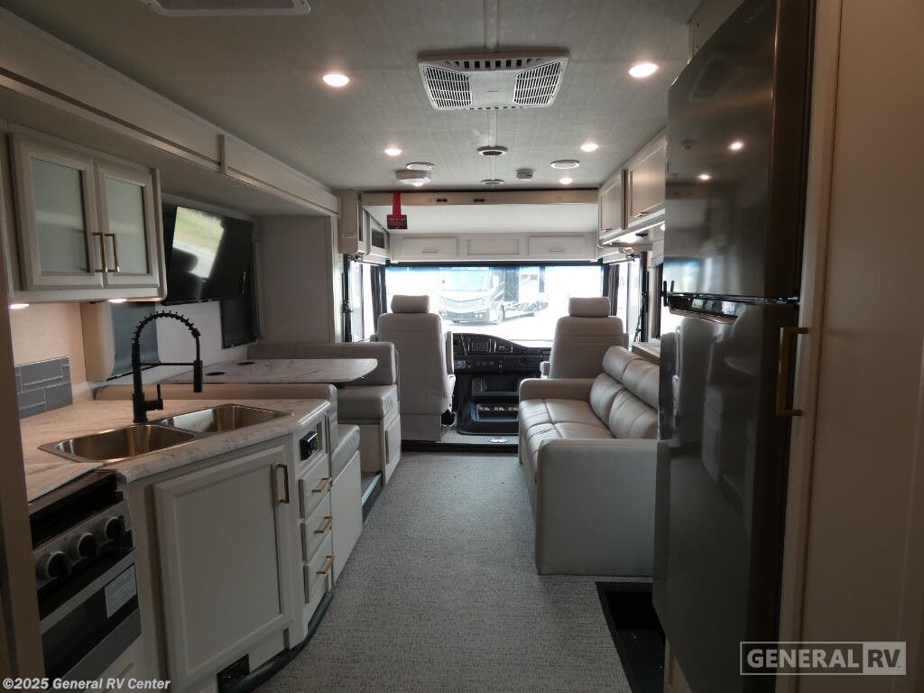 New 2026 Fleetwood Flair 28A available in Longmont, Colorado