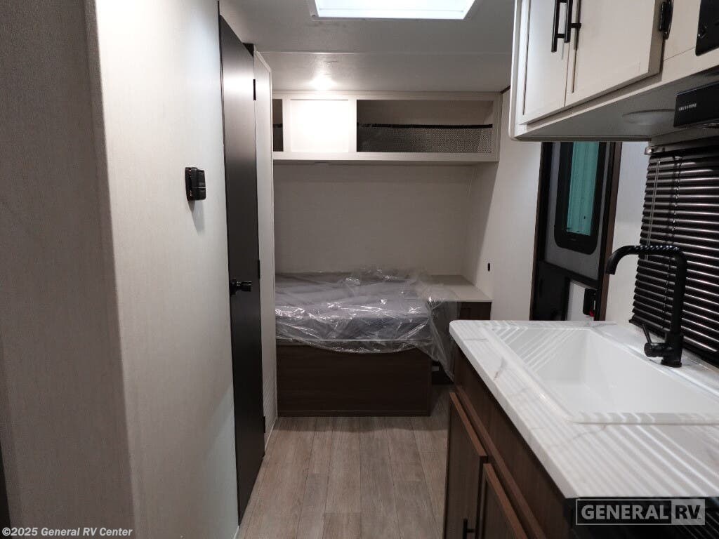 New 2026 Prime Time Avenger 16RD available in Longmont, Colorado