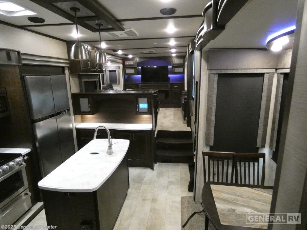 Used 2020 Grand Design Momentum 376TH available in Longmont, Colorado