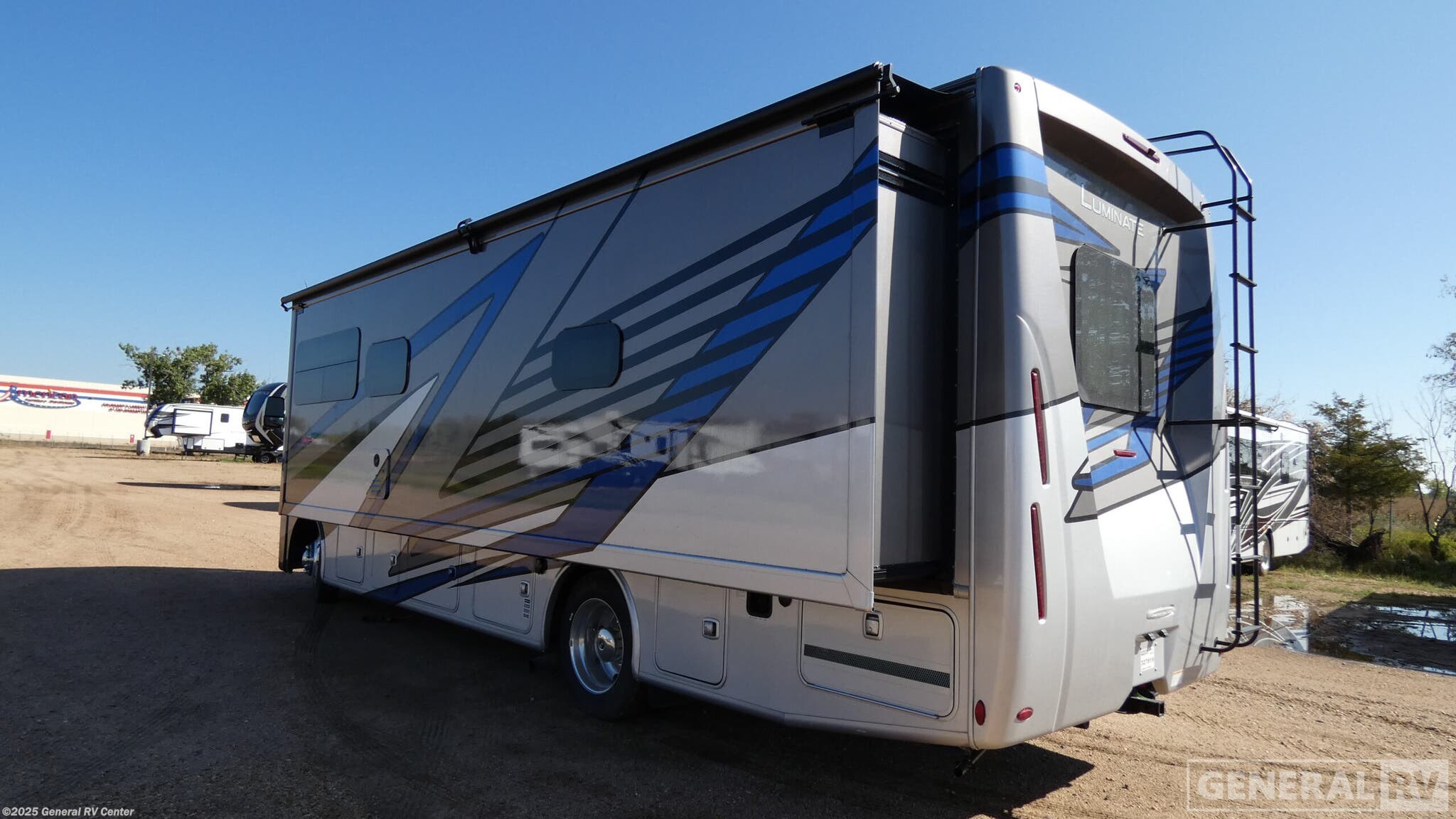 Contact us now about this 2026 Thor Motor Coach Luminate MM30! 2026 Luminate MM30 by Thor Motor Coach from General RV Center in Longmont, Colorado