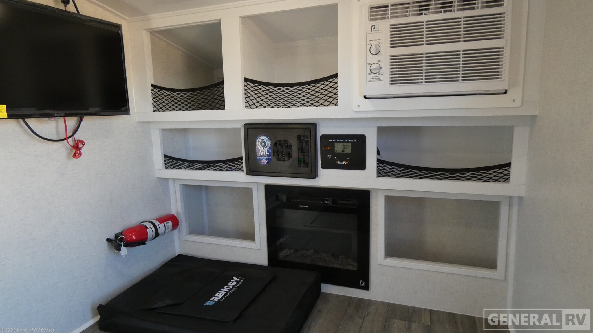 Call now about this 2026 Modern Buggy Trailers Little Buggy 12LRK! 2026 Modern Buggy Trailers Little Buggy 12LRK - New Travel Trailer For Sale by General RV Center in Longmont, Colorado