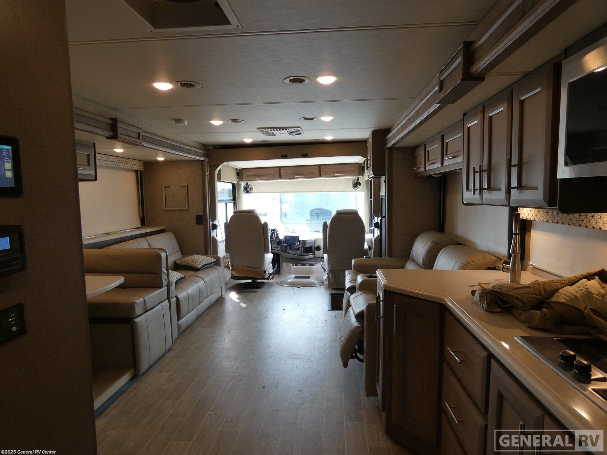 Used 2021 Thor Motor Coach Miramar 35.2-2SL available in Longmont, Colorado