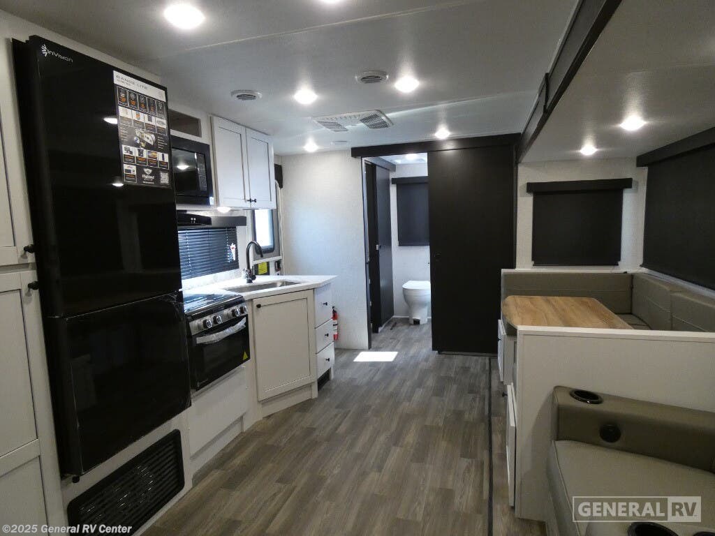Contact us now about this 2025 Highland Ridge Range Lite 252RB! 2025 Range Lite 252RB by Highland Ridge from General RV Center in Longmont, Colorado