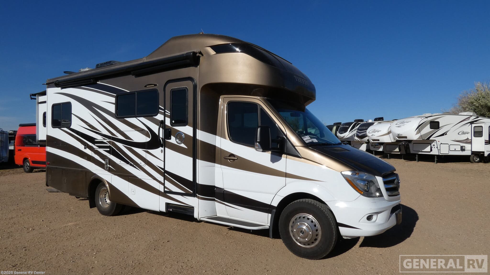 Email now about this 2017 Tiffin Wayfarer 24QW! Used 2017 Tiffin Wayfarer 24QW available in Longmont, Colorado