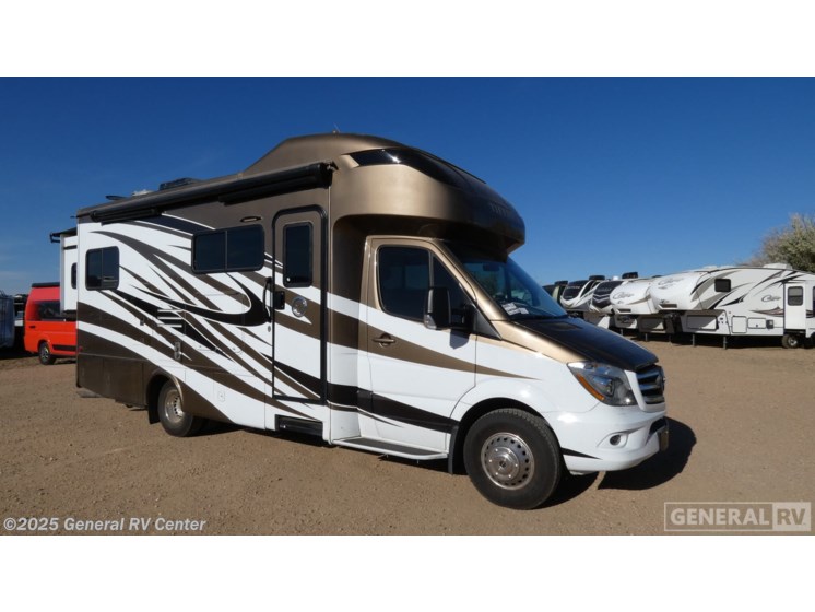 Email now about this 2017 Tiffin Wayfarer 24QW! Used 2017 Tiffin Wayfarer 24QW available in Longmont, Colorado