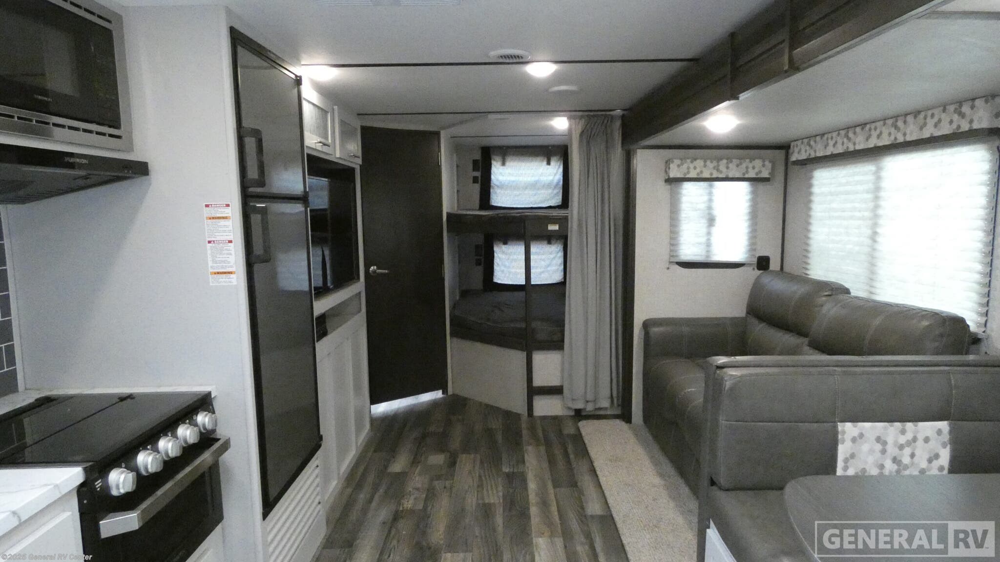 Call now about this 2020 Keystone Bullet 290BHS! 2020 Keystone Bullet 290BHS - Used Travel Trailer For Sale by General RV Center in Longmont, Colorado