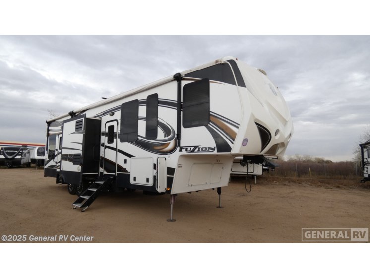 Email now about this 2014 Keystone Fuzion 342! Used 2014 Keystone Fuzion 342 available in Longmont, Colorado