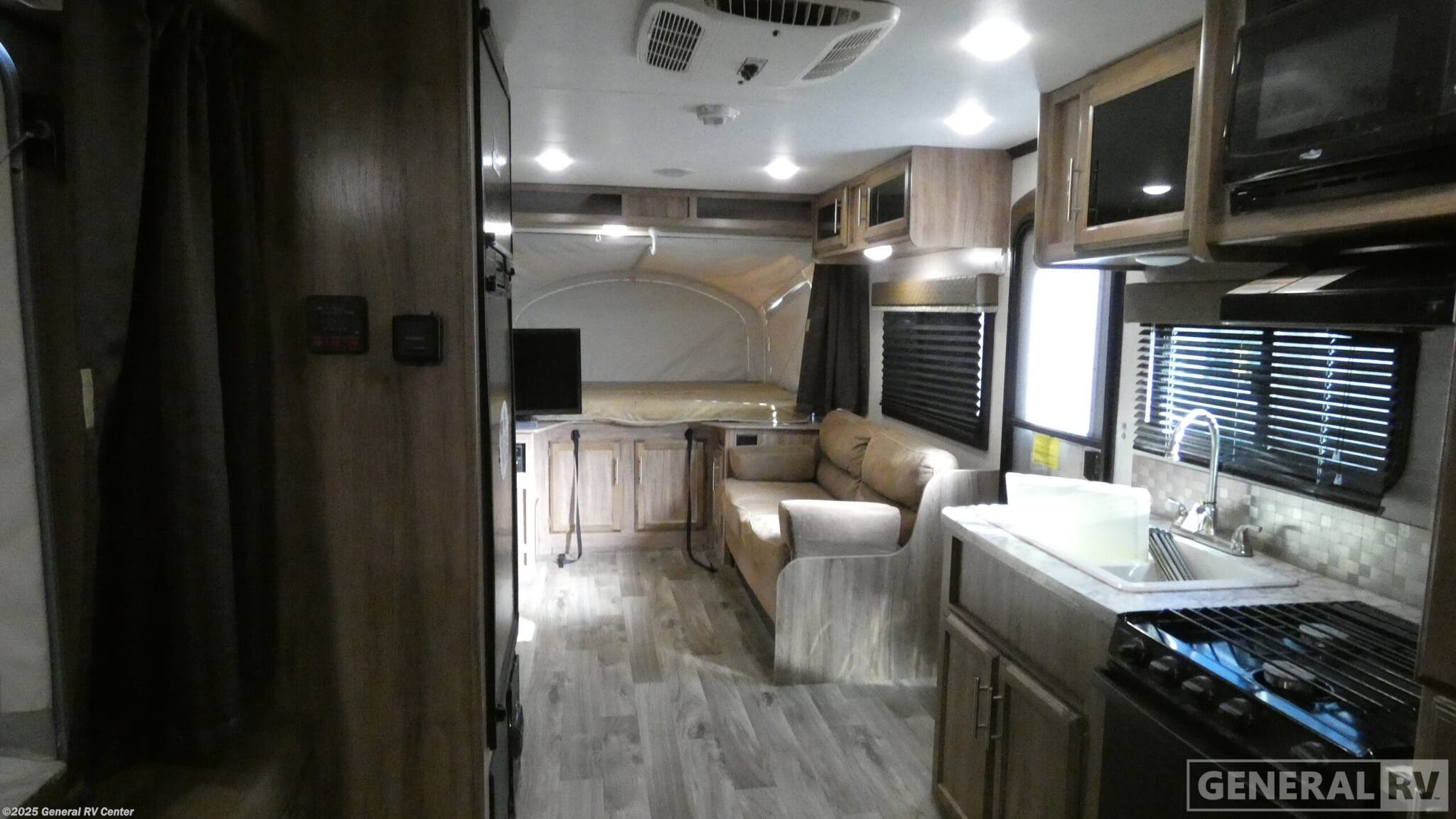 Used 2018 Jayco Jay Feather X23F available in Longmont, Colorado