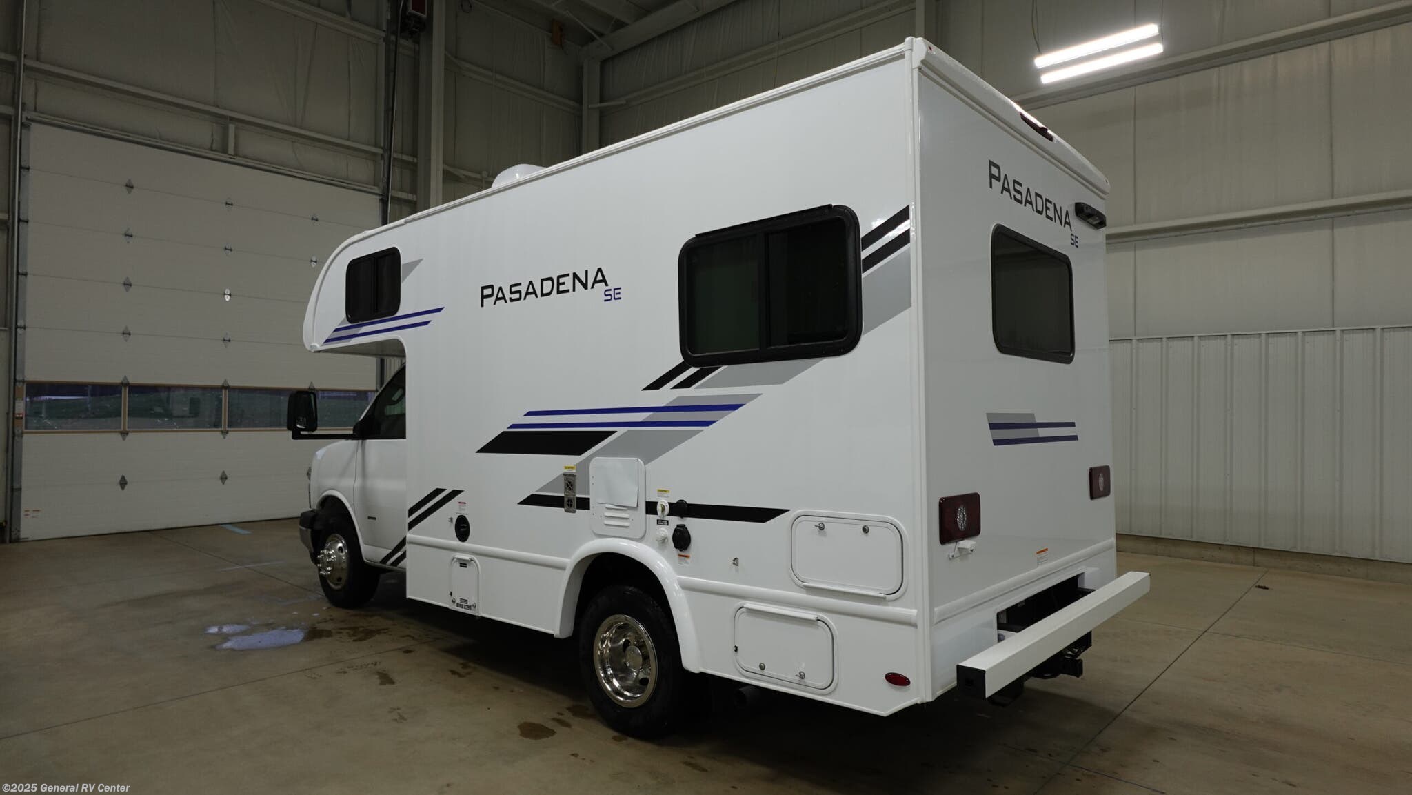 Contact us now about this 2026 Thor Motor Coach Pasadena SE19! 2026 Pasadena SE19 by Thor Motor Coach from General RV Center in Longmont, Colorado