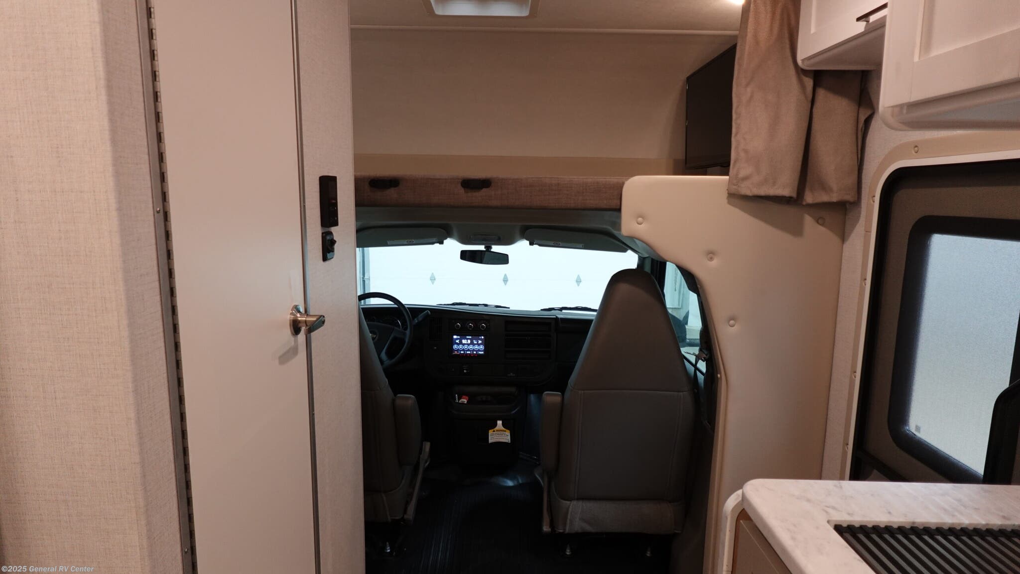 New 2026 Thor Motor Coach Pasadena SE19 available in Longmont, Colorado