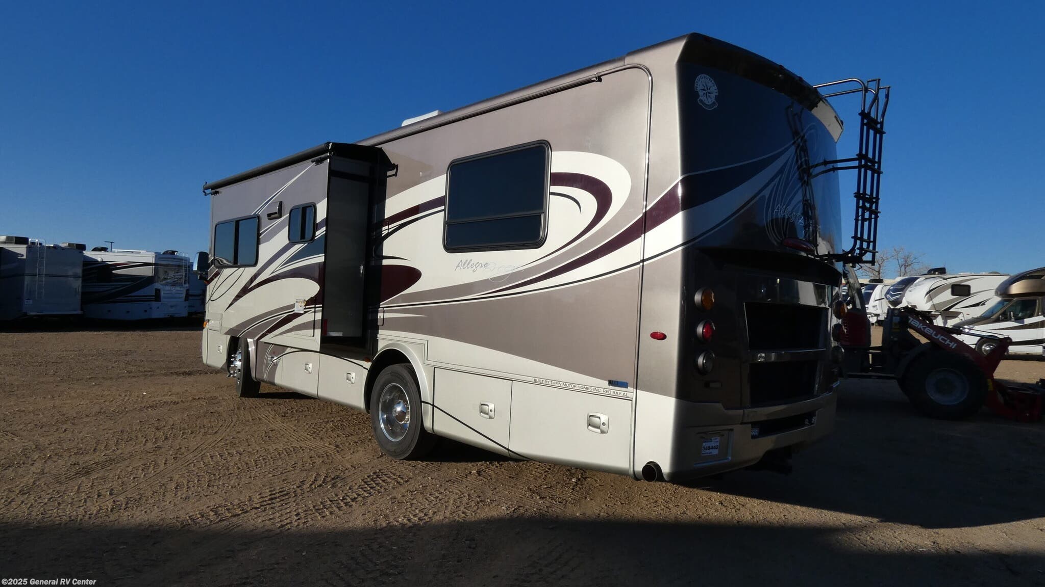 Contact us now about this 2011 Tiffin Allegro Breeze 28BR! 2011 Allegro Breeze 28BR by Tiffin from General RV Center in Longmont, Colorado