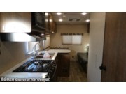 Call now about this 2018 Starcraft Autumn Ridge Outfitter 21FB! 2018 Starcraft Autumn Ridge Outfitter 21FB - Used Travel Trailer For Sale by General RV Center in Longmont, Colorado