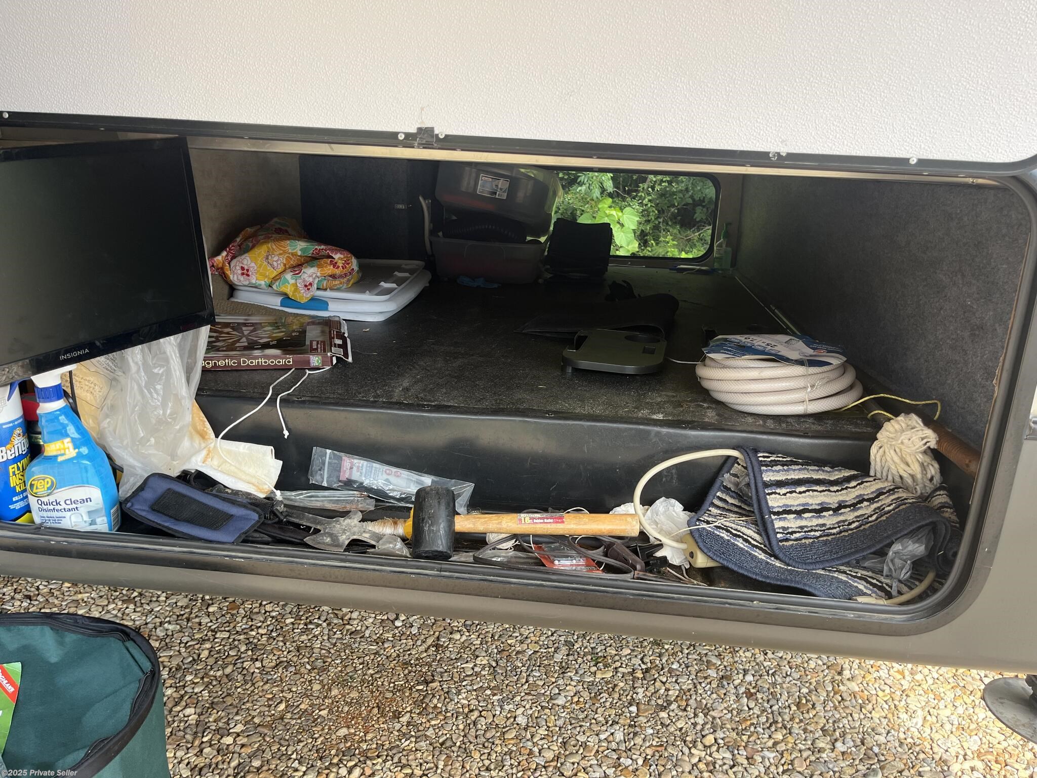 Call now about this 2016 Prime Time Crusader ! 2016 Prime Time Crusader - Used Fifth Wheel For Sale by For Sale By Owner in Bush, Louisiana