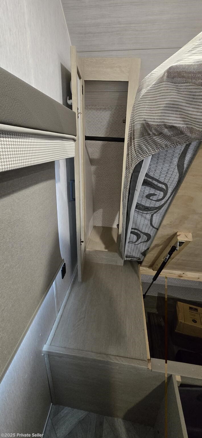 Call now about this 2023 Forest River Wildwood X-Lite ! 2023 Forest River Wildwood X-Lite - Used Travel Trailer For Sale by For Sale By Owner in West Columbia, South Carolina