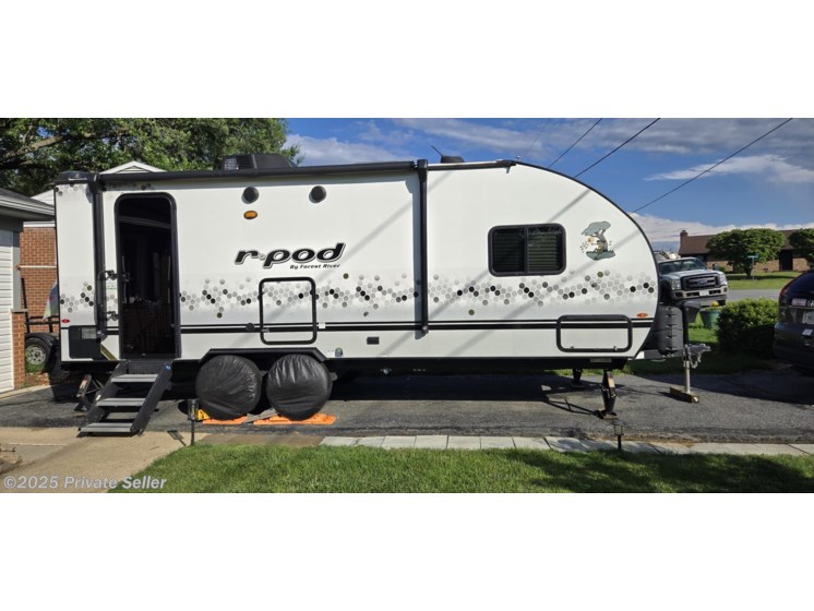 Email now about this 2021 Forest River R-Pod 202! Used 2021 Forest River R-Pod 202 available in WAYNESBORO, VA, Virginia
