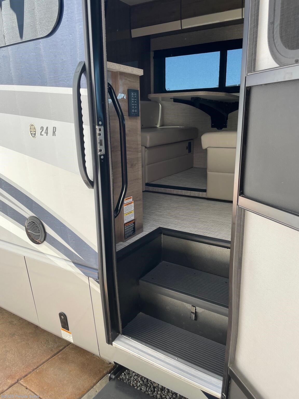 Contact us now about this 2024 Jayco Qwest Entegra 24R! 2024 Qwest Entegra 24R by Jayco from For Sale By Owner in Santa Cruz, California