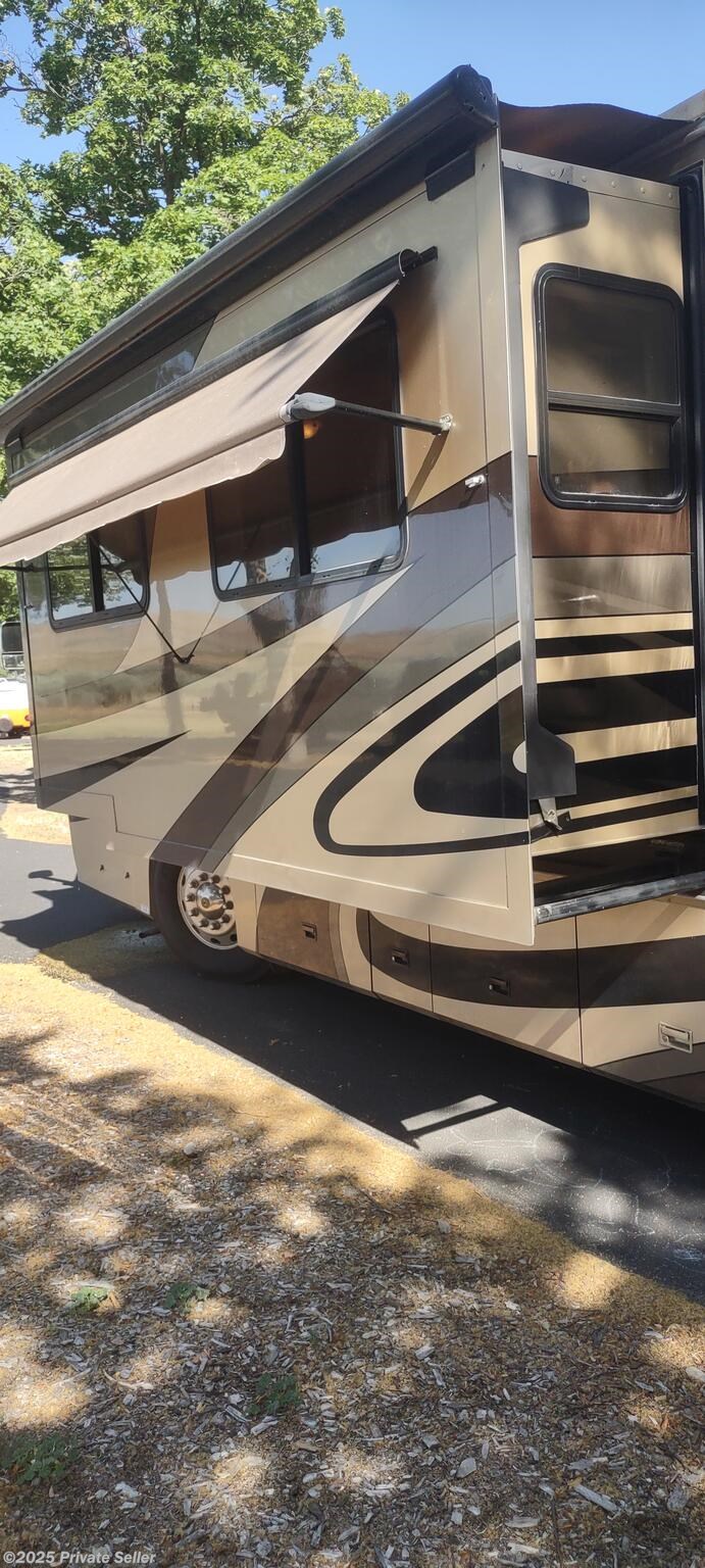Call now about this 2003 Monaco RV Windsor ! 2003 Monaco RV Windsor - Used Class A For Sale by For Sale By Owner in Woodburn, Oregon features Convection Microwave, Air Conditioning, Sofa Bed, Generator, Air Compressor