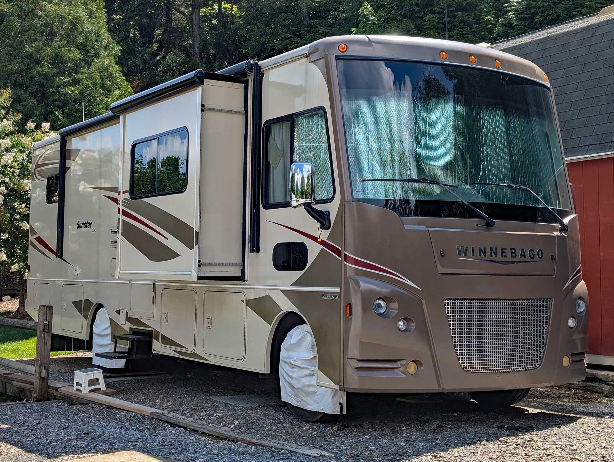 Email now about this 2016 Winnebago Sunstar LX 30T! Used 2016 Winnebago Sunstar LX 30T available in Lake Junaluska, North Carolina