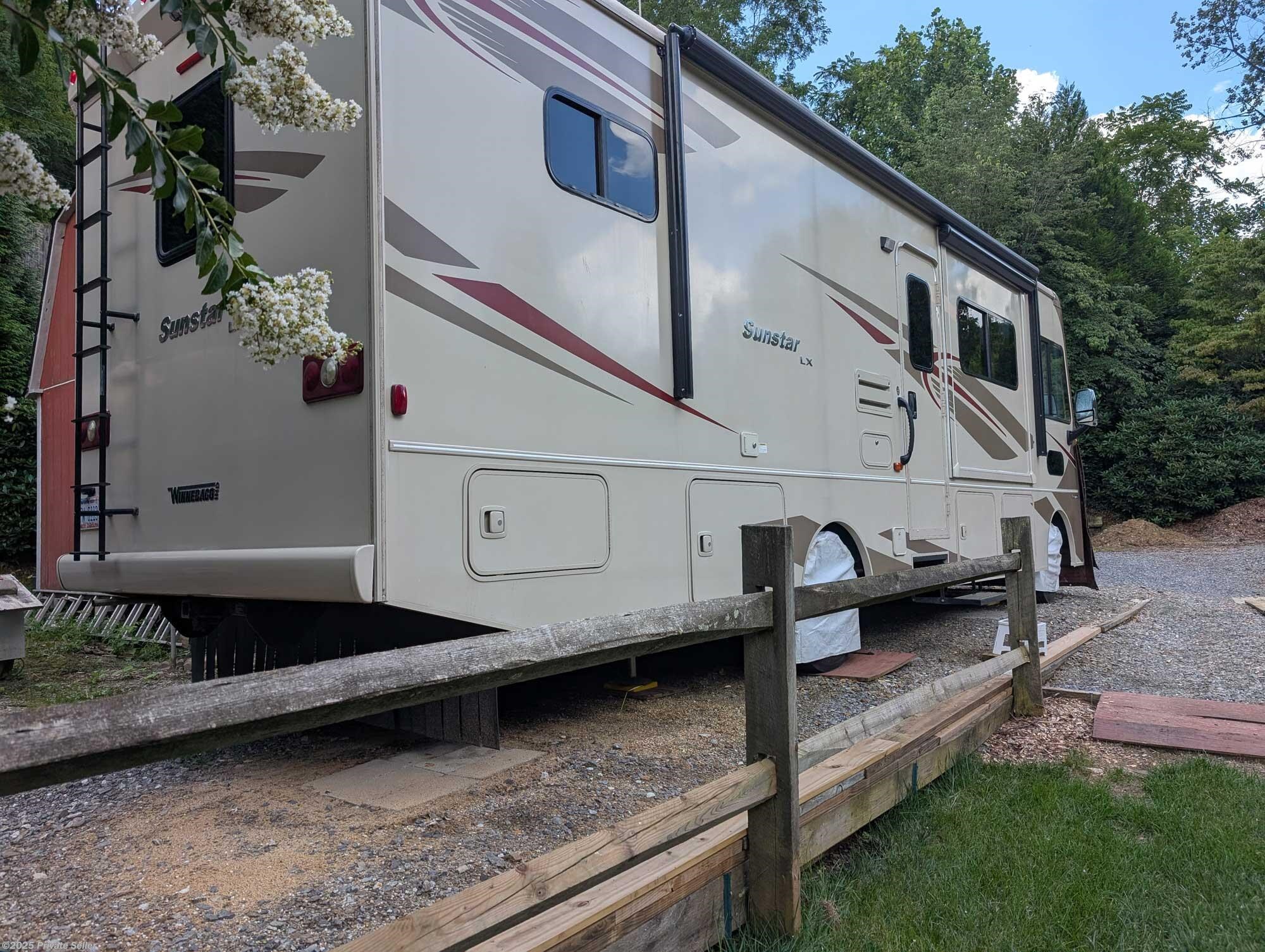 Contact us now about this 2016 Winnebago Sunstar LX 30T! 2016 Sunstar LX 30T by Winnebago from For Sale By Owner in Lake Junaluska, North Carolina