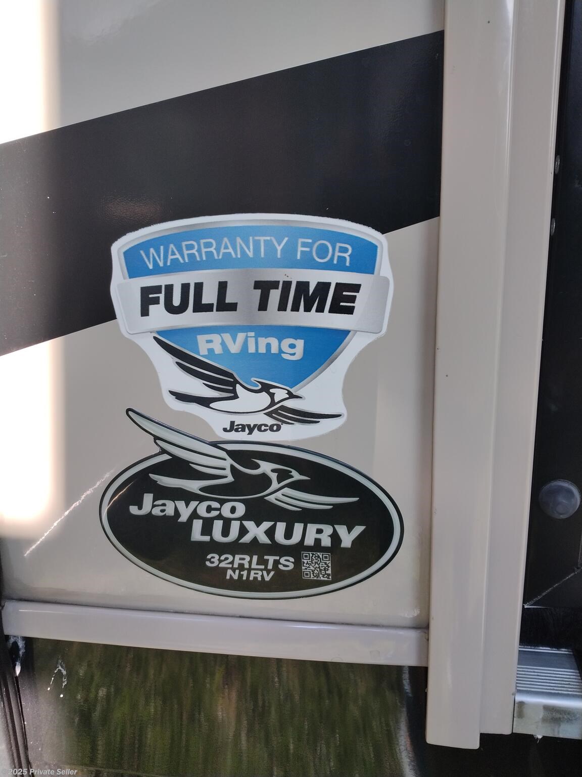 Used 2022 Jayco Pinnacle 32RLTS available in Greenville, Pennsylvania