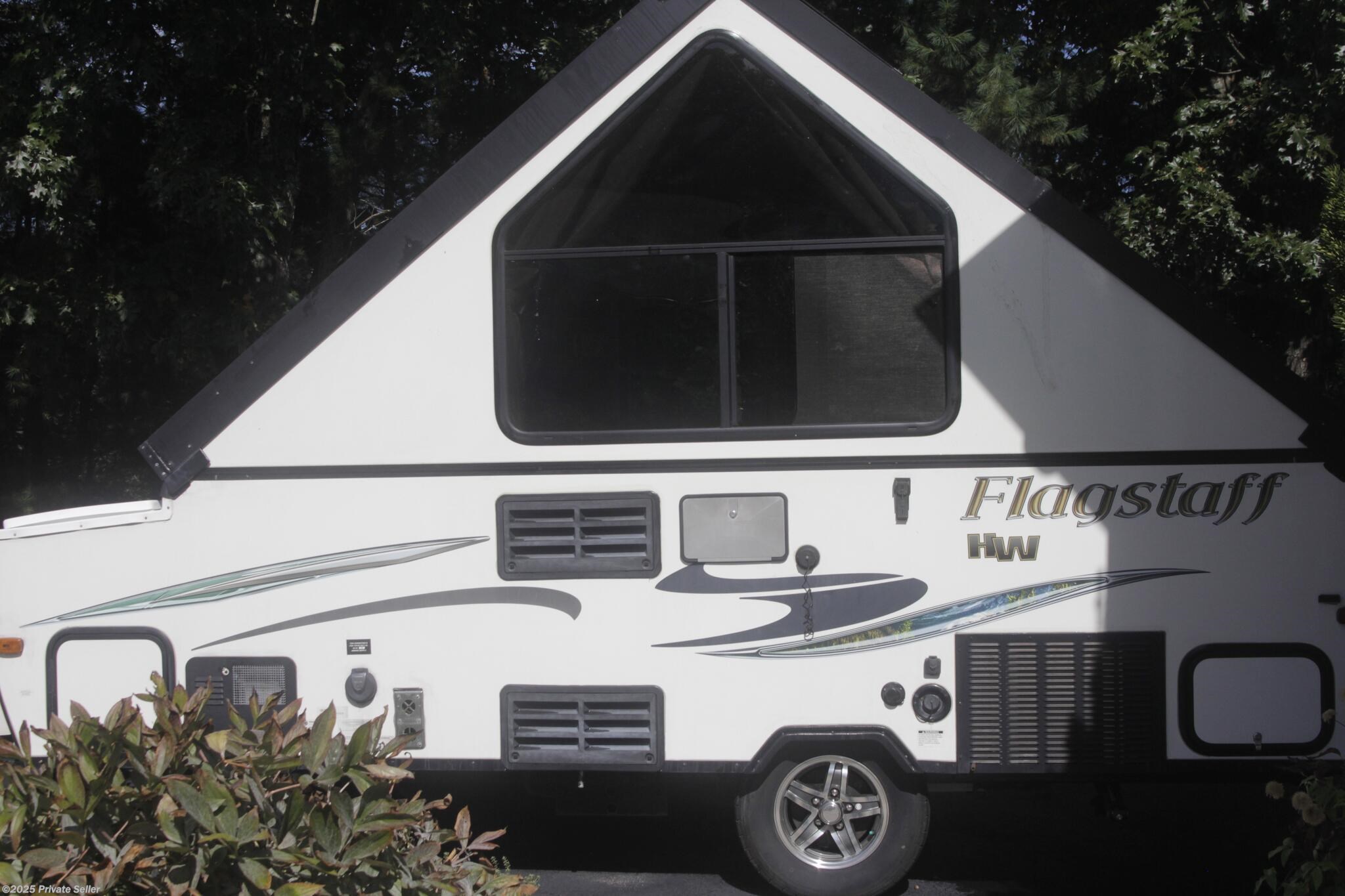 Contact us now about this 2014 Forest River Flagstaff Hard Side T19QBHW! 2014 Flagstaff Hard Side T19QBHW by Forest River from For Sale By Owner in Uxbridge, Massachusetts