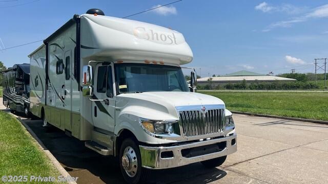 Call now about this 2015 Nexus Ghost 36G! 2015 Nexus Ghost 36G - Used Super C For Sale by For Sale By Owner in Cape Girardeau, Missouri