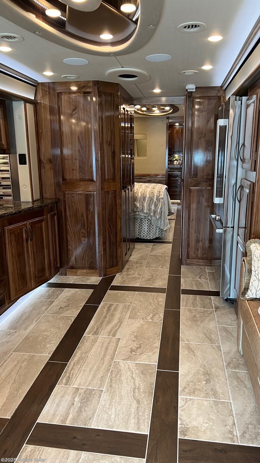 Used 2023 Foretravel Realm FS605 LV2 available in Poinciana, Florida