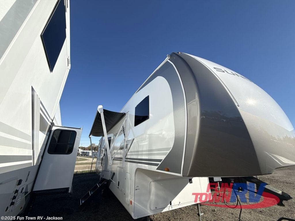 Email now about this 2026 Heartland Sundance XLT 28DB! New 2026 Heartland Sundance XLT 28DB available in Jackson, Mississippi