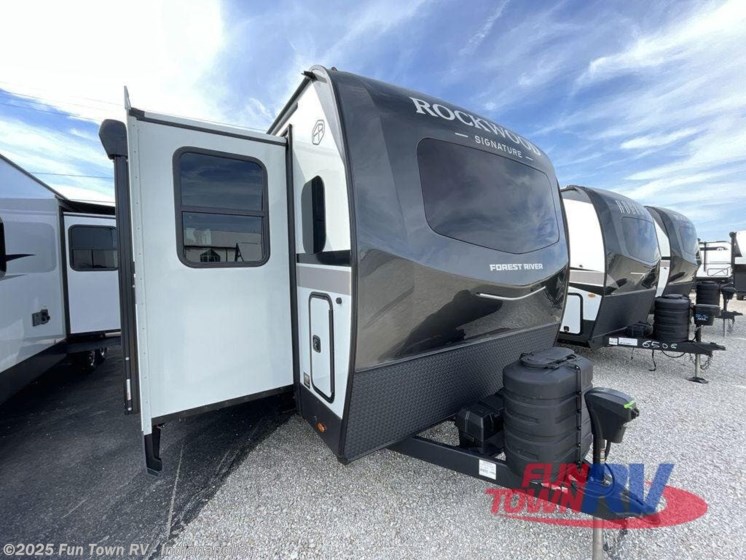 Email now about this 2026 Forest River Rockwood Signature 8339FK! New 2026 Forest River Rockwood Signature 8339FK available in EDINBURGH, Indiana